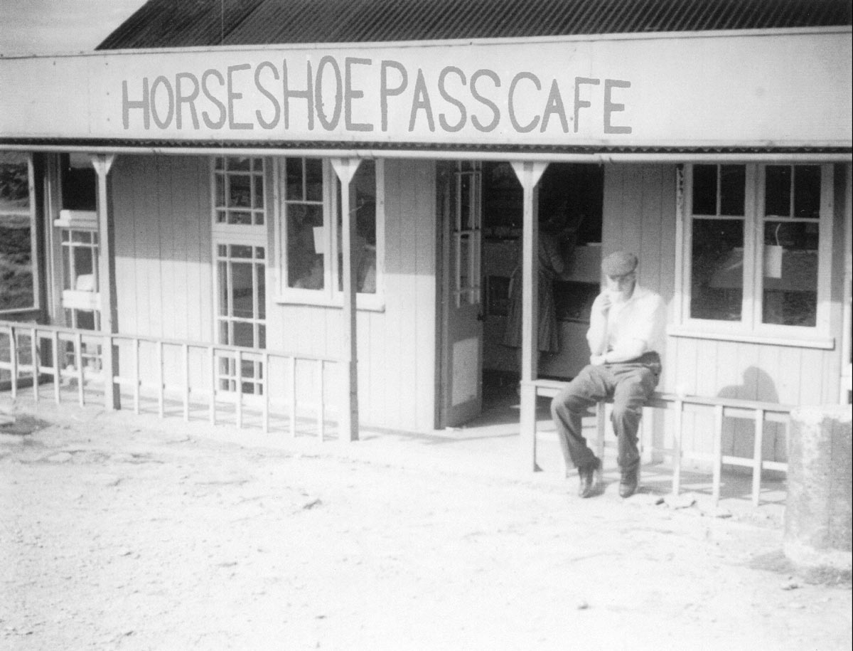 The Horseshoe Pass Café in 1950