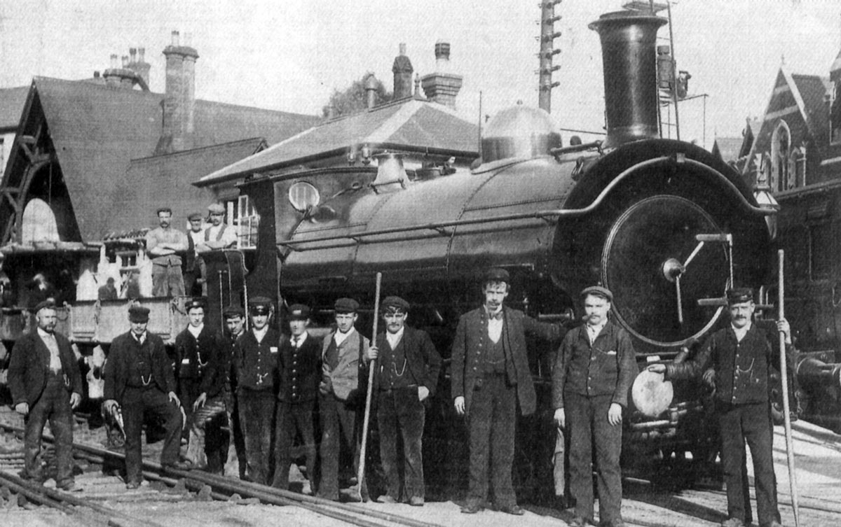 Workers on the Llangollen Railway in 1902